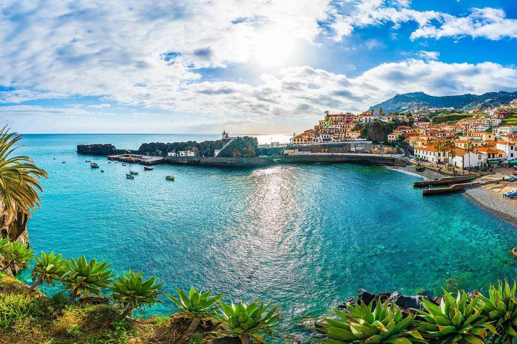 Explore the Beauty of Madeira: Houses for Sale